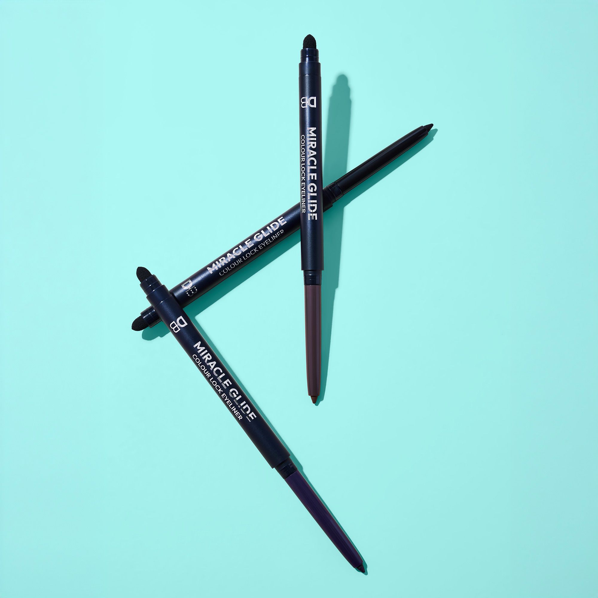 Miracle Glide Colour Lock Eyeliner | DB Cosmetics | Lifestyle 02